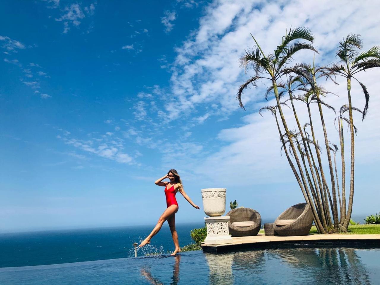 Luxury Beach Apartments Amanzimtoti Buitenkant foto