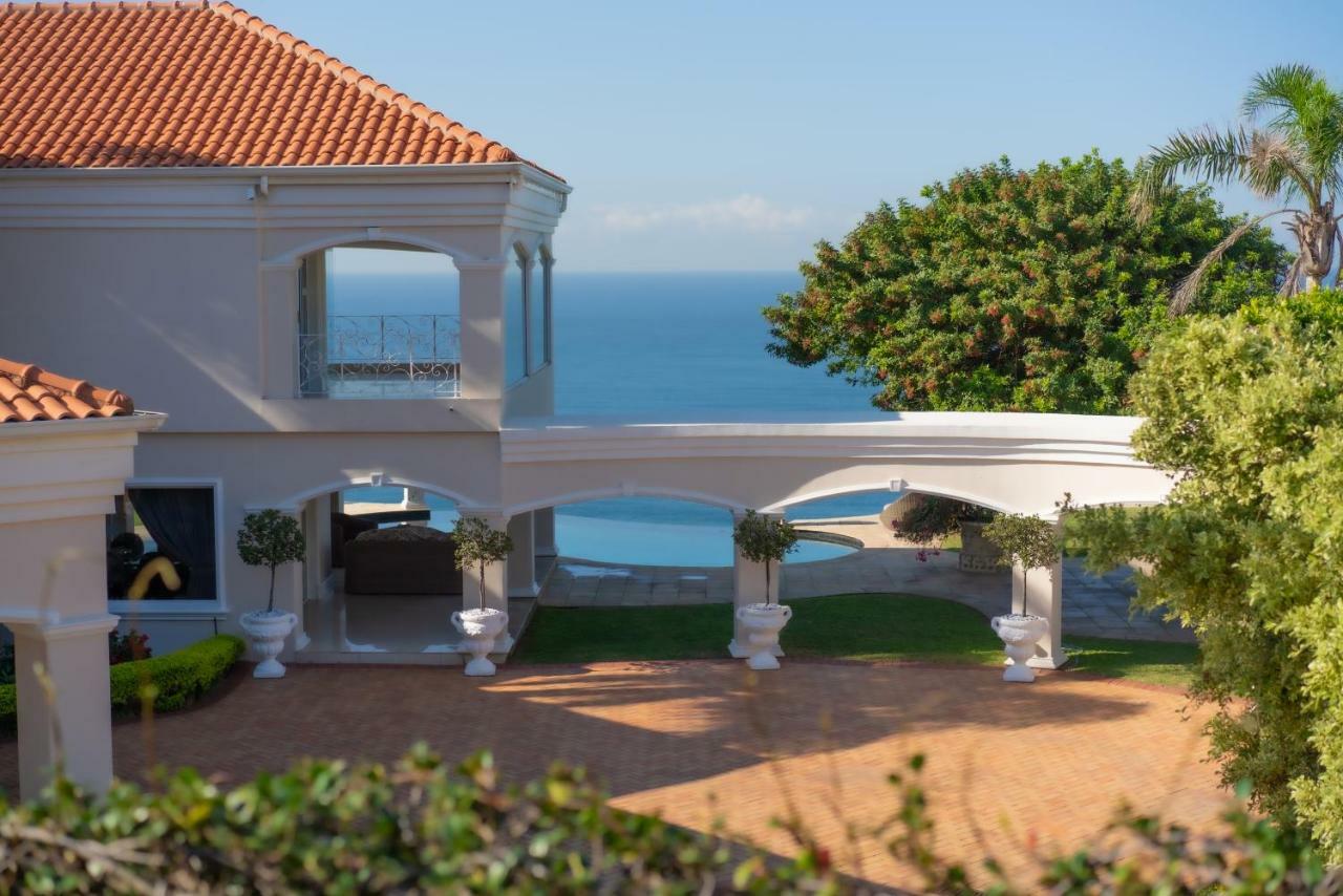 Luxury Beach Apartments Amanzimtoti Buitenkant foto