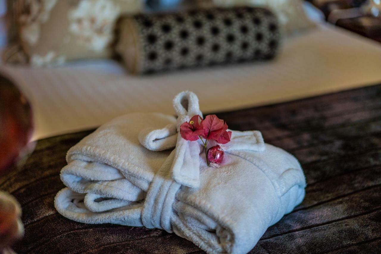 Luxury Beach Apartments Amanzimtoti Buitenkant foto